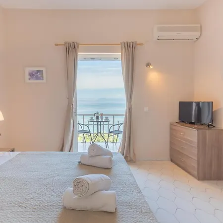 Eden Sea View מסונגי