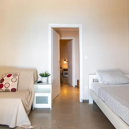 Eden Sea View Apartment