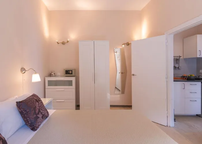 Calm Sea View Apartments Appartamento