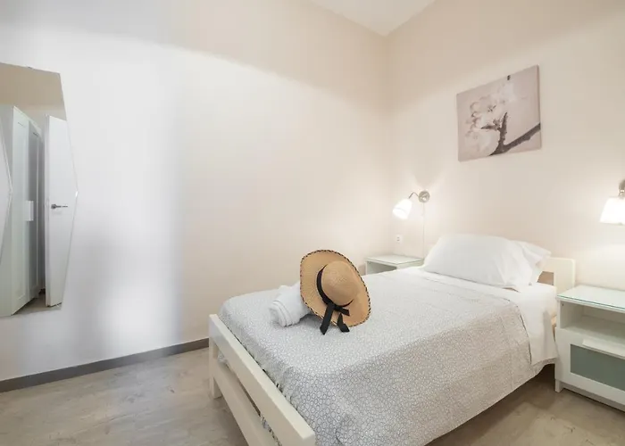 Calm Sea View Apartments