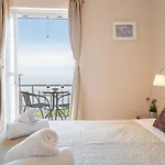 Calm Sea View Apartments